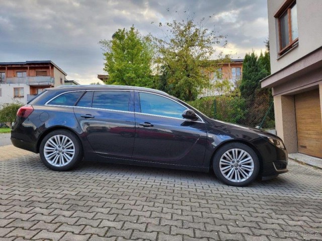 Opel Insignia 2,0   125kw/170k business edit