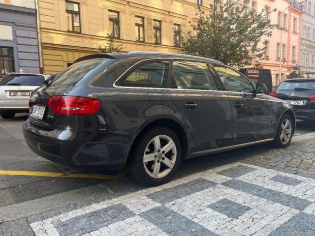 Audi A4 2,0   Prodám rodině auto