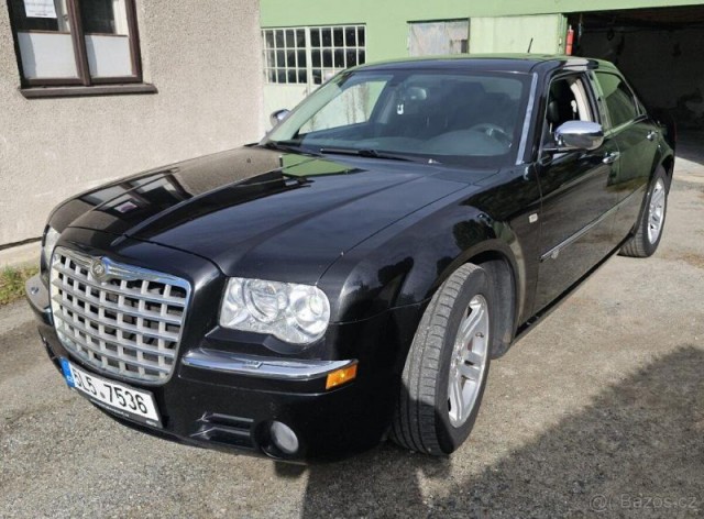 Chrysler 300C 3,0 L CRD V6  Chrysler 300C V6