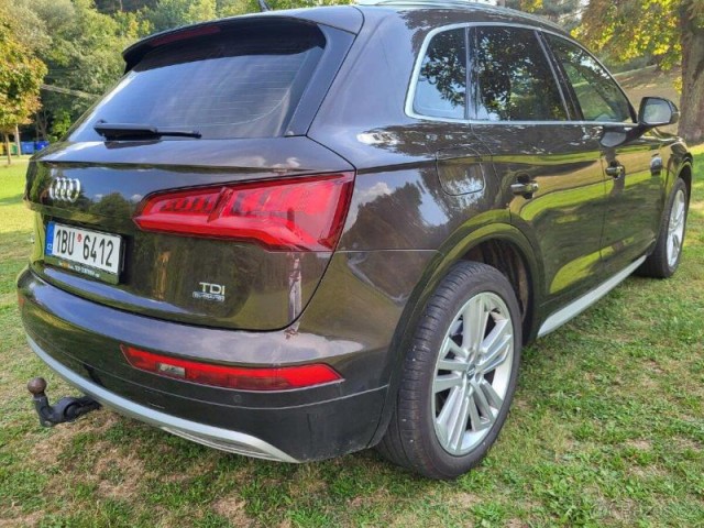 Audi Q5 2,0   Audi Q5