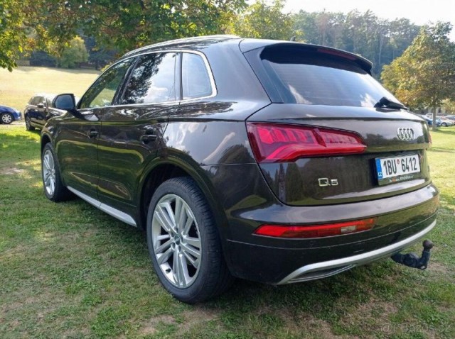 Audi Q5 2,0   Audi Q5