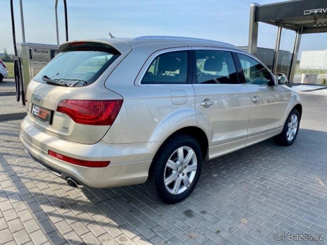 Audi Q7 3,0   180 kw - facelift