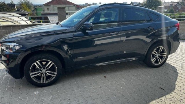 BMW X6 3,0   X6