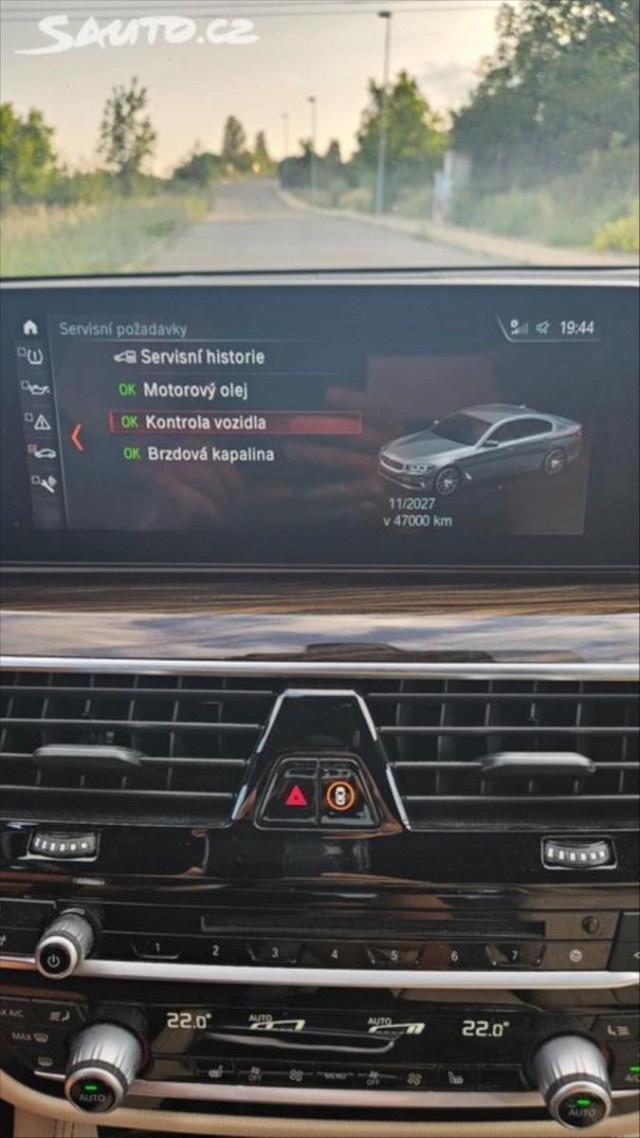 BMW Řada 5 2,0   530i xdrive HUD 360° kam