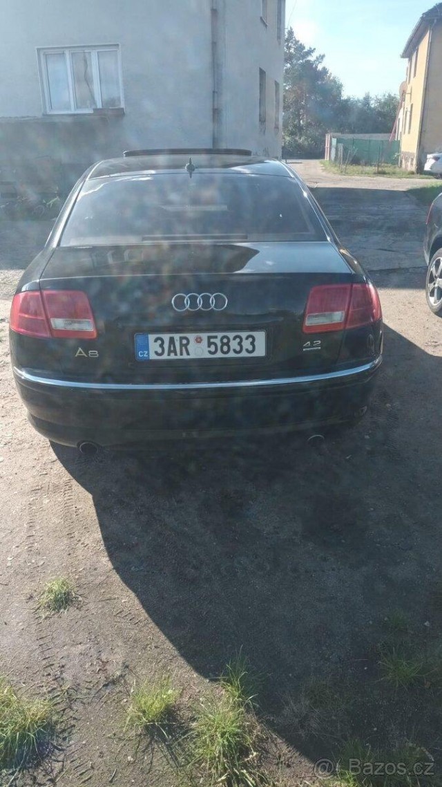 Audi A8 4,2   Prodám Audi A8