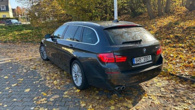 BMW Řada 5 F11 530D