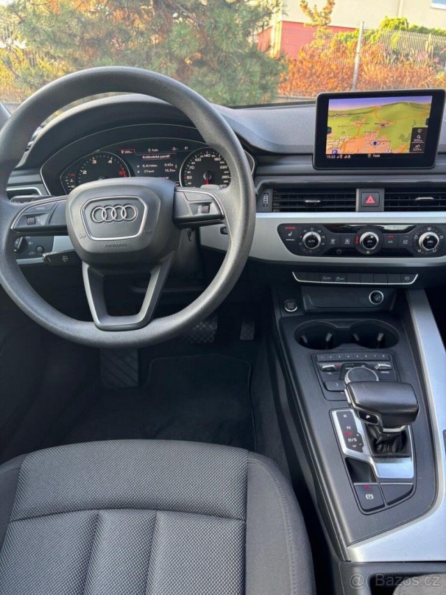 Audi A4 nafta 150 PS automat