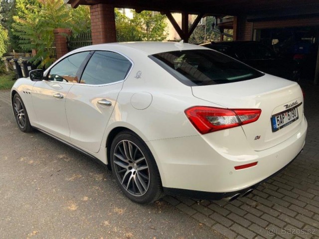 Maserati Ghibli 