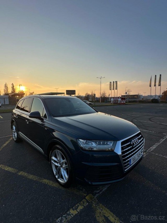 Audi Q7 3,0   2xS-Line