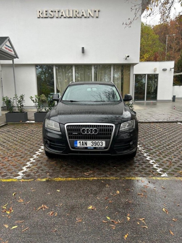 Audi Q5 2,0   Quattro, manuální převod