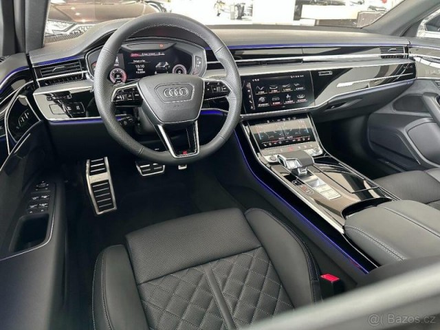 Audi A8 3,0 L 50 TDI quattro tiptronic