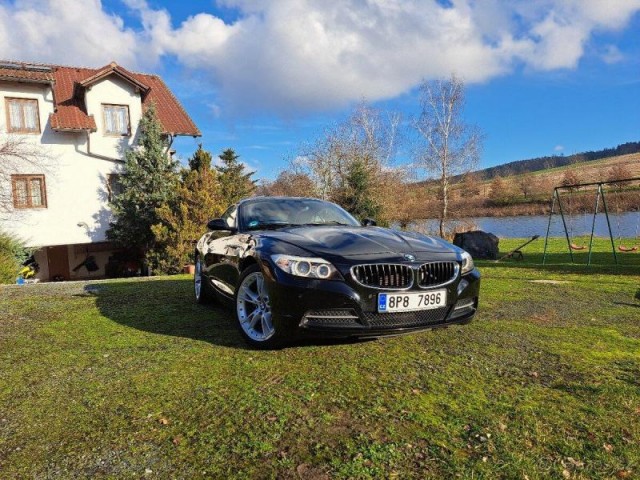 BMW Z4 2,5   150Kw, manuál,6 válec