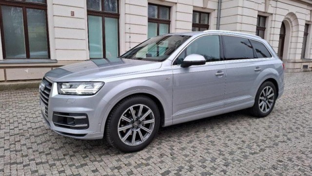 Audi Q7 S-line, 210kw, Matrix světla,