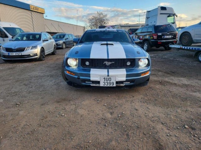 Ford Mustang 4,0   150kw,najeto 77tis m