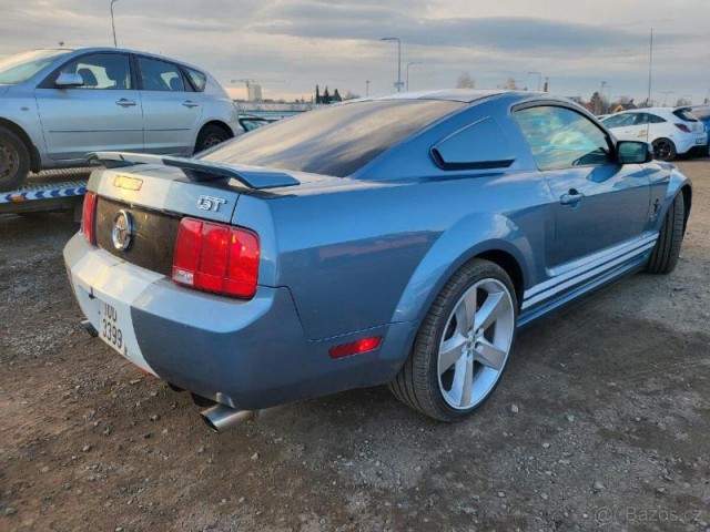 Ford Mustang 4,0   150kw,najeto 77tis m