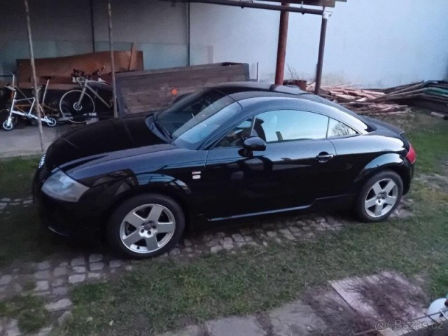 Audi TT quattro Sline